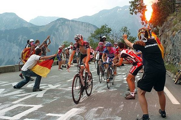 Les stars et légendes du vélo sportif : Un retour sur les exploits des grands noms du cyclisme