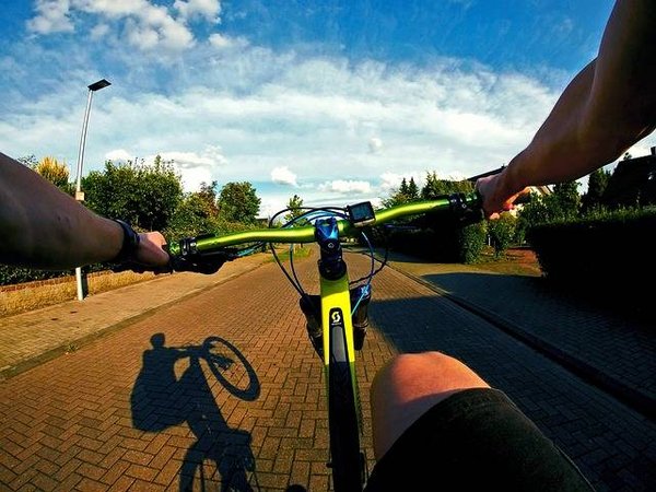 Conseils et techniques pour pratiquer le vélo sportif